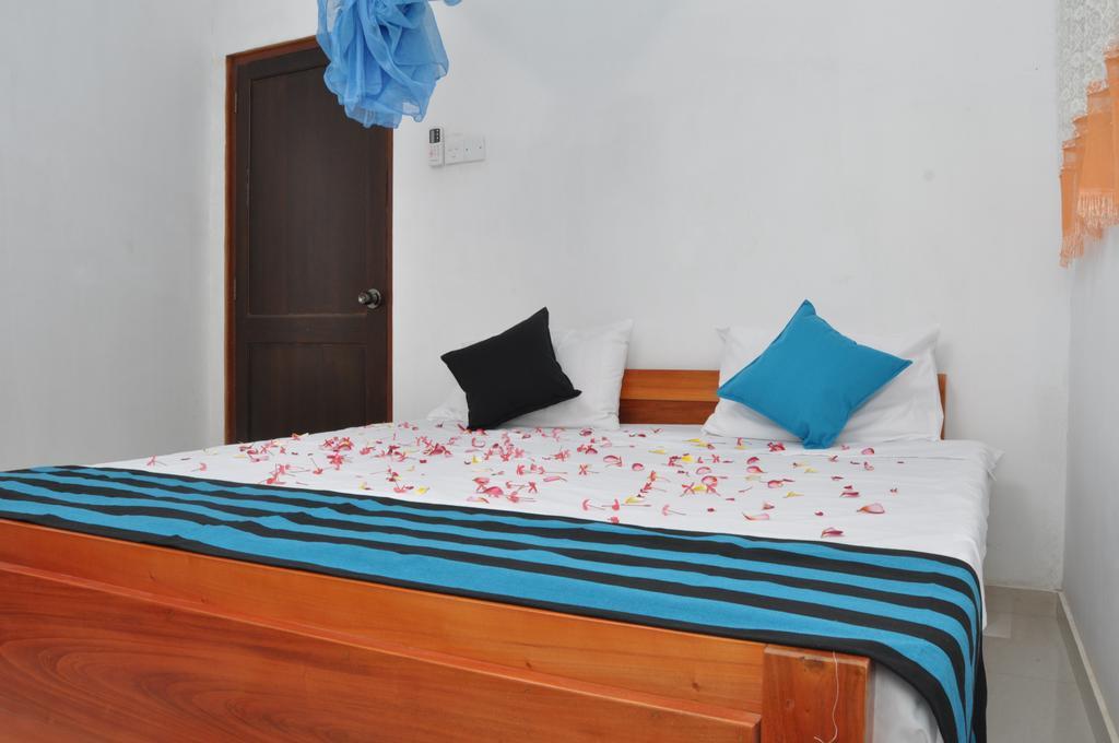 Tms Beach House เนกอมโบ ภายนอก รูปภาพ